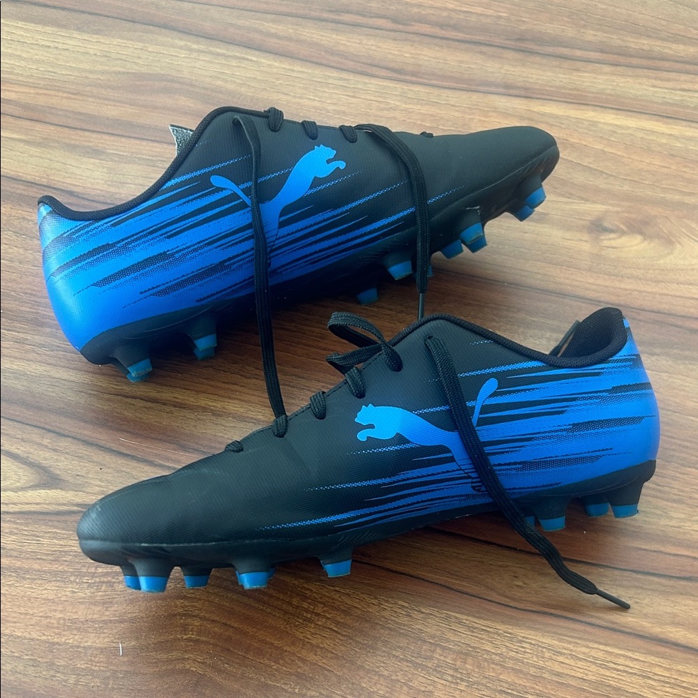Puma Cleats Men’s Size 8.5 Black Blue Firm Ground Football Shoes - Picture 4 of 6